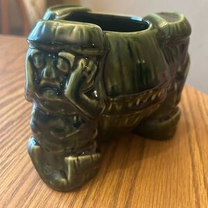 Disney Trader Sam's Grog Grotto Uh-Oa Green 3rd Edition Tiki Bowl Mug